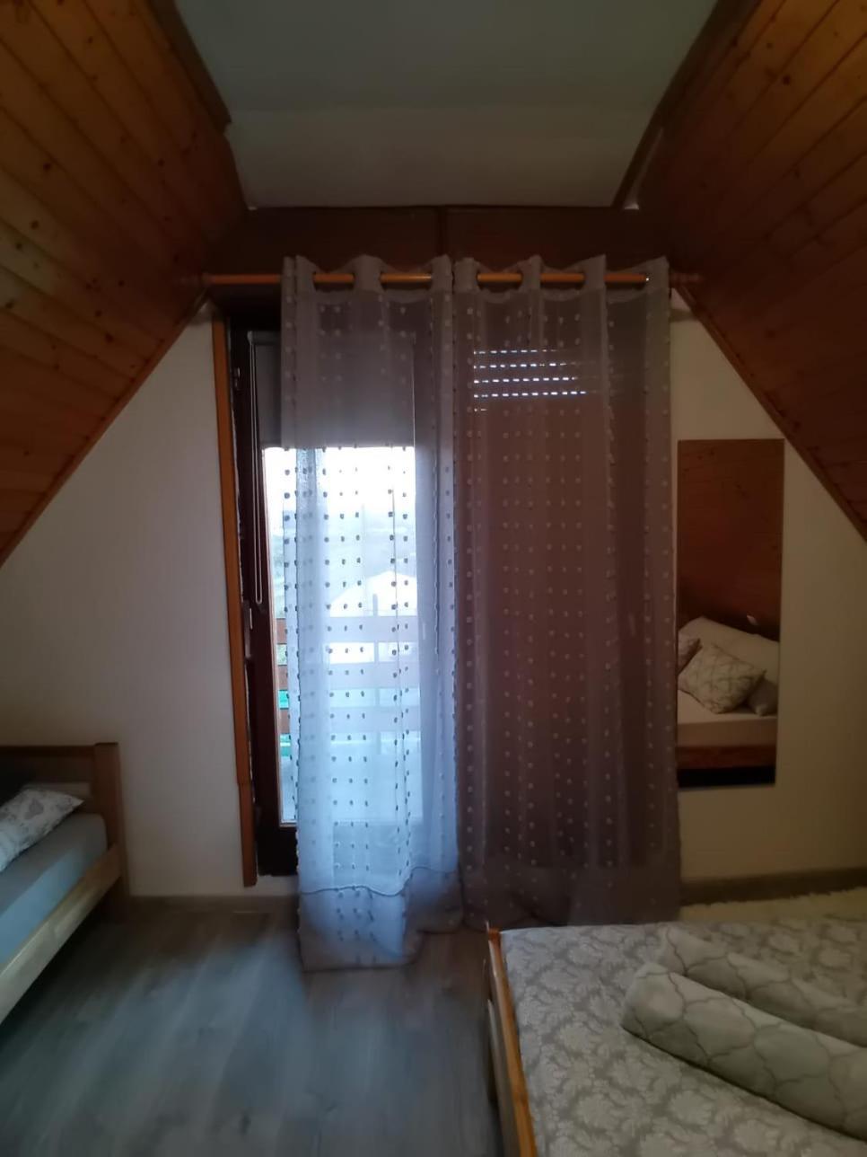 Apartman "Sarap" Меткович Екстер'єр фото